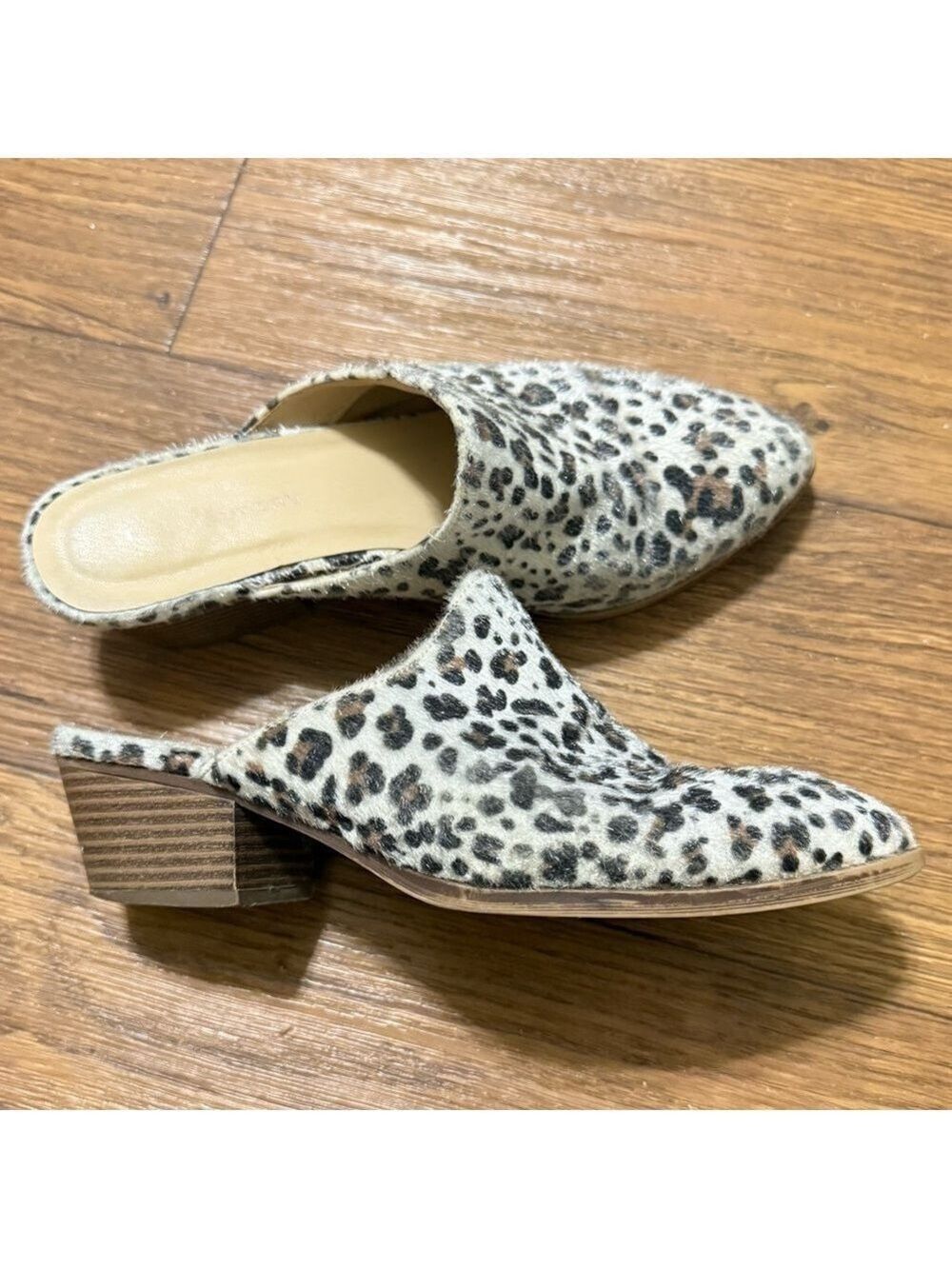 Chinese Laundry Cowhide Fur Women's Bootie 2” Block Heel Shoes Sz8.5/39